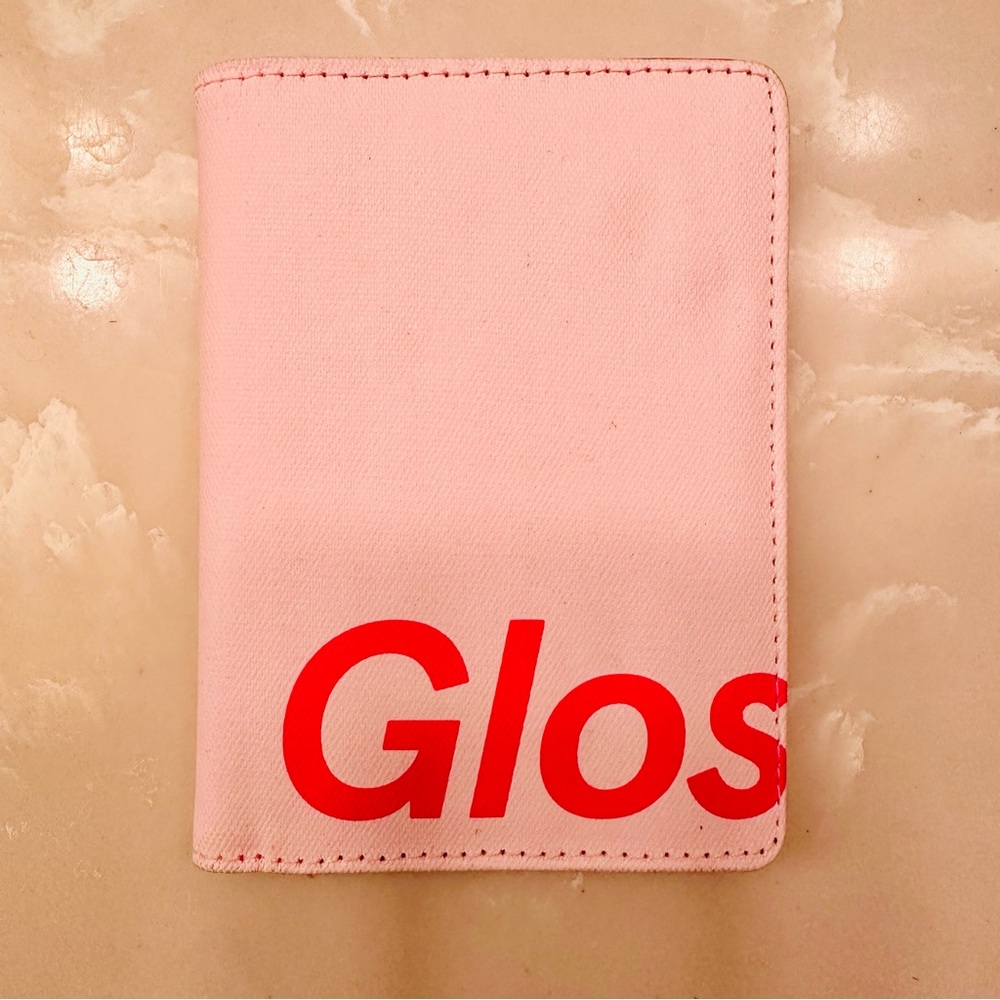 Glossier Exclusive London Passport Holder